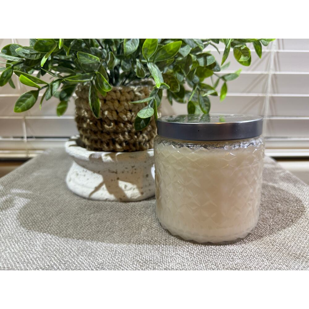 Gold Canyon Candles Med 16oz Sea Salt Vanilla Highly Scented  Hard to Find